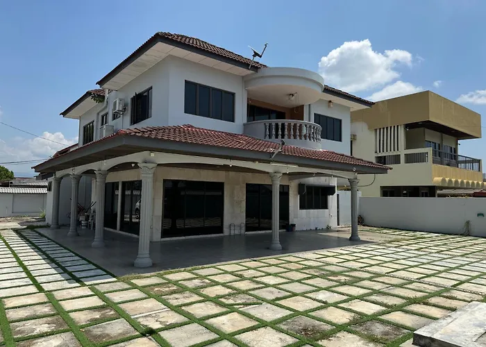 Happy Homestay