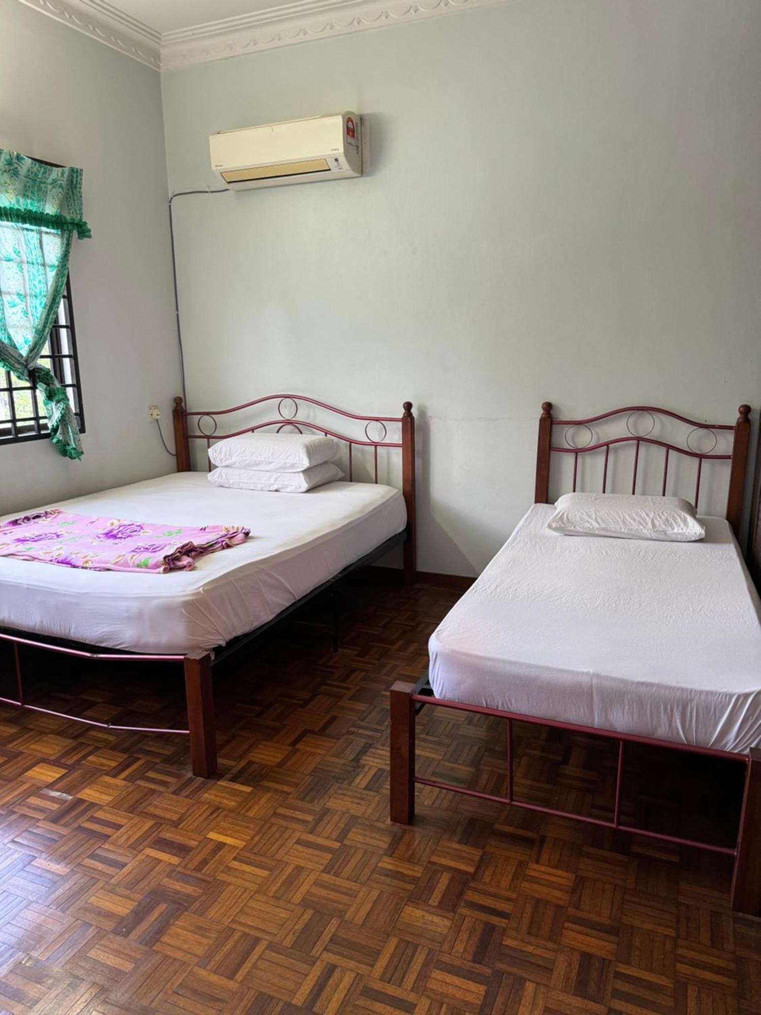 Happy Homestay *